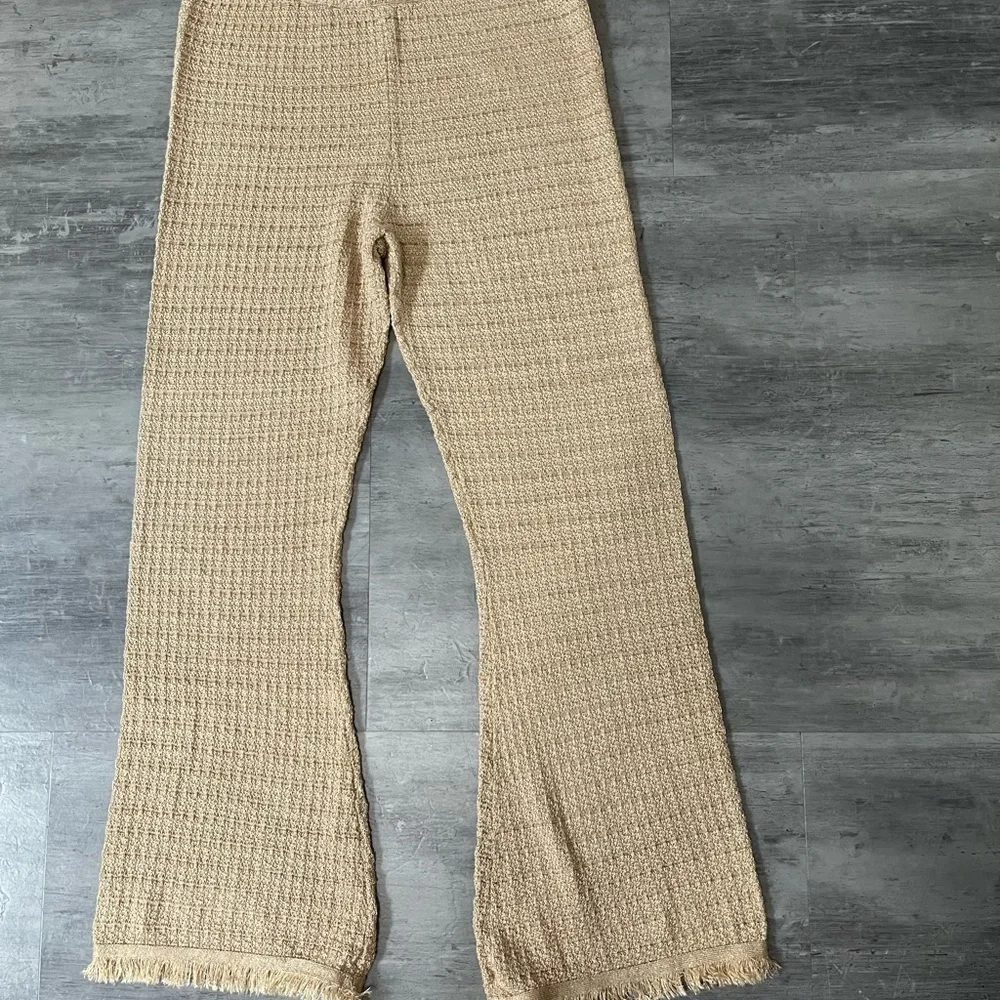 Zara Gold Shimmer Short Sleeve Frayed Top and Bottom  Size Small - Picture 3 of 12
